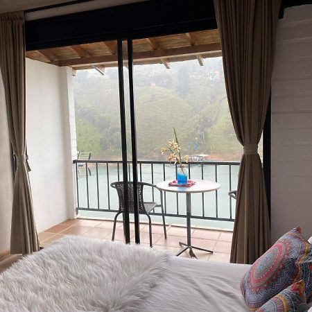 Ecolodge Bahia Del Penon Guatapé Eksteriør billede