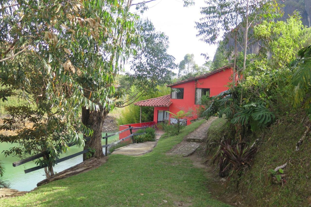 Ecolodge Bahia Del Penon Guatapé Eksteriør billede