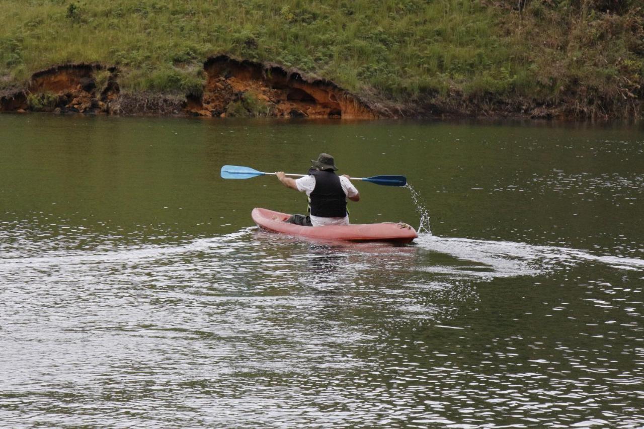 Ecolodge Bahia Del Penon Guatapé Eksteriør billede