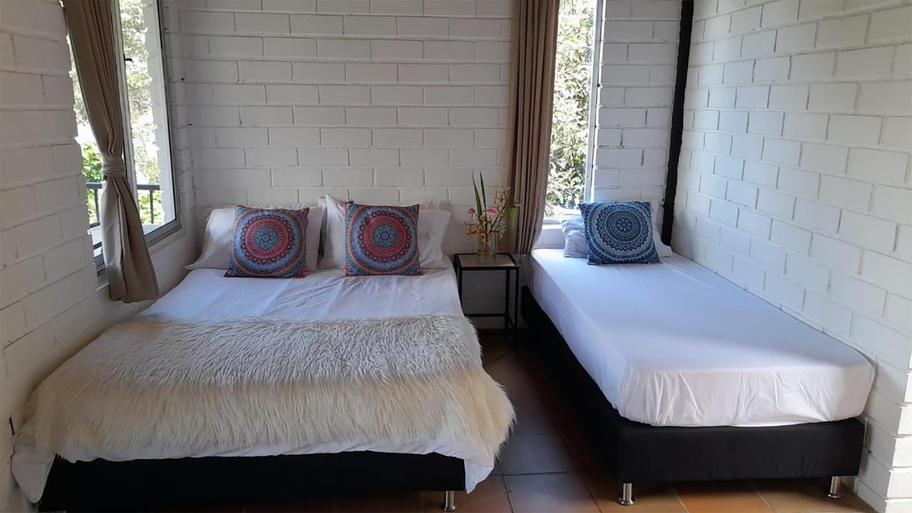 Ecolodge Bahia Del Penon Guatapé Eksteriør billede