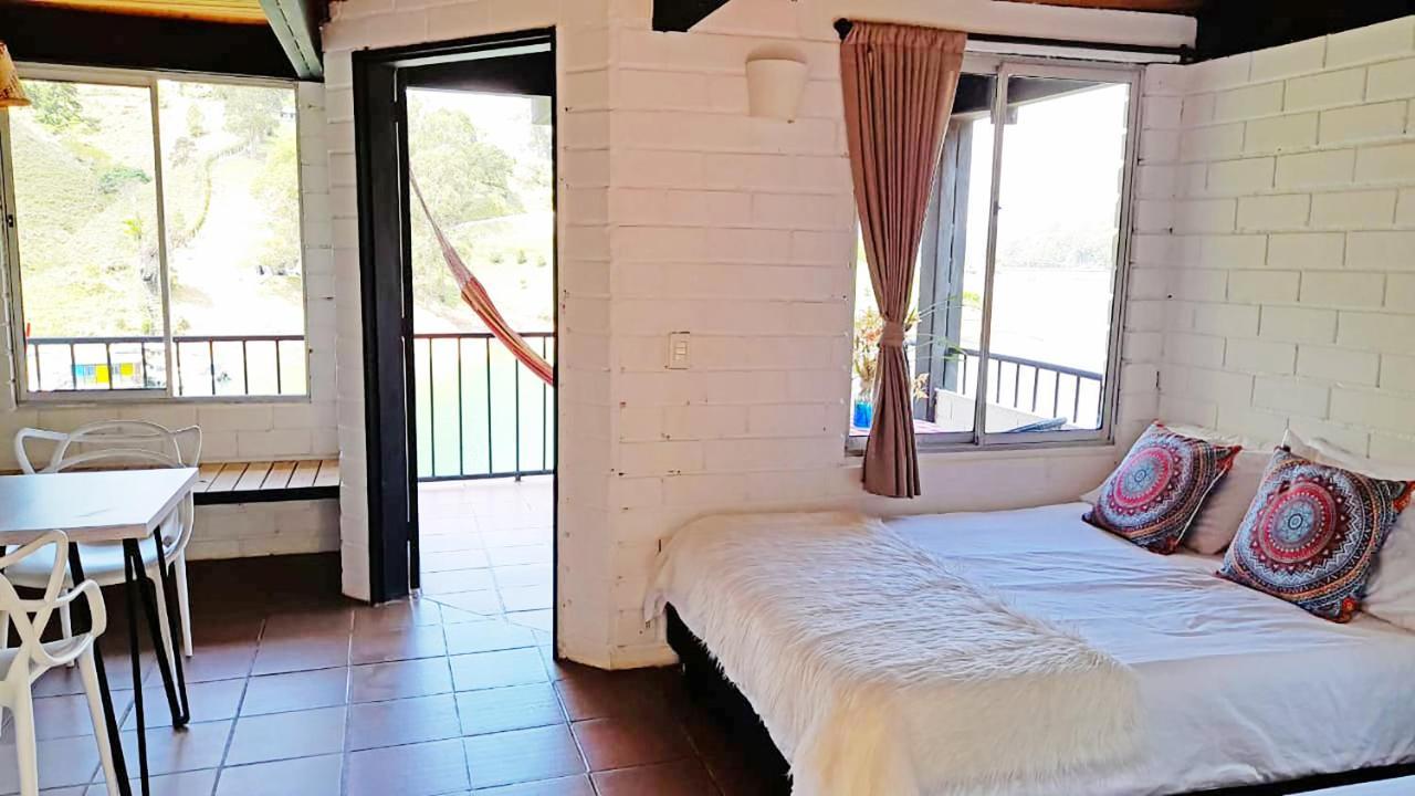 Ecolodge Bahia Del Penon Guatapé Eksteriør billede