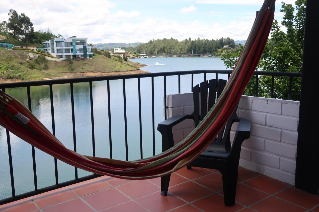 Ecolodge Bahia Del Penon Guatapé Eksteriør billede