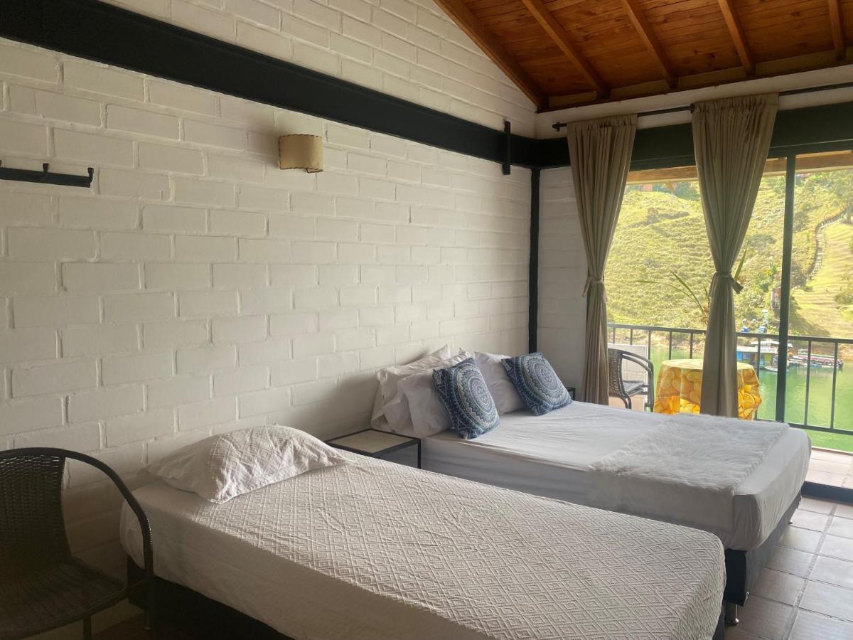 Ecolodge Bahia Del Penon Guatapé Eksteriør billede