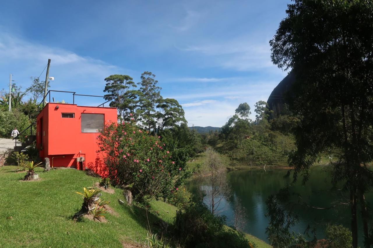 Ecolodge Bahia Del Penon Guatapé Eksteriør billede