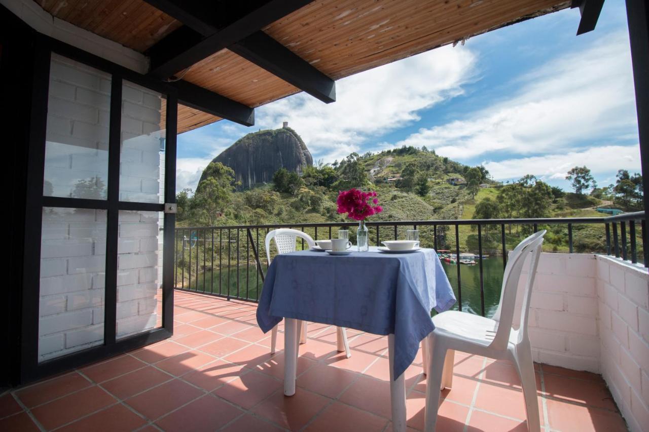 Ecolodge Bahia Del Penon Guatapé Eksteriør billede